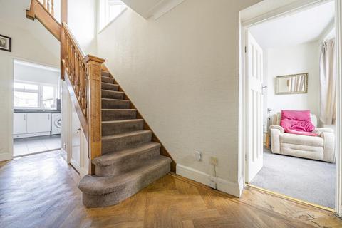 18 Highdown, Worcester Park, KT4 7HZ