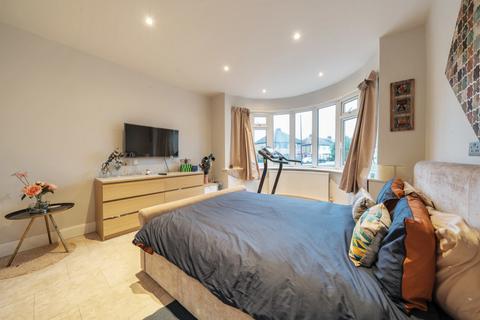 60 Torcross Road, Ruislip, HA4 0TD