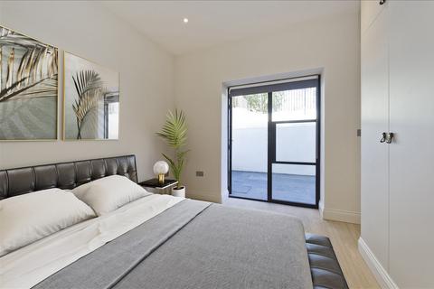 2 bedroom flat for sale, Acton W3 W3