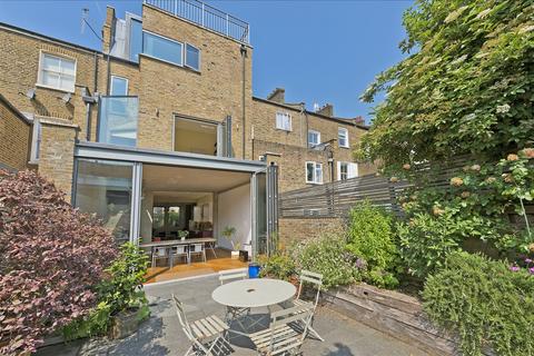 40 Frithville Gardens, London, W12 7JN
