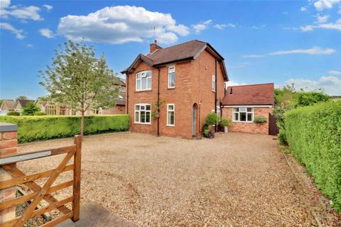 4 bedroom detached house for sale, Fortescue Lane, Rugeley, WS15 2AE