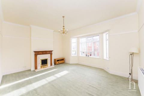 2 bedroom apartment for sale, Victoria Road, Wirral CH48