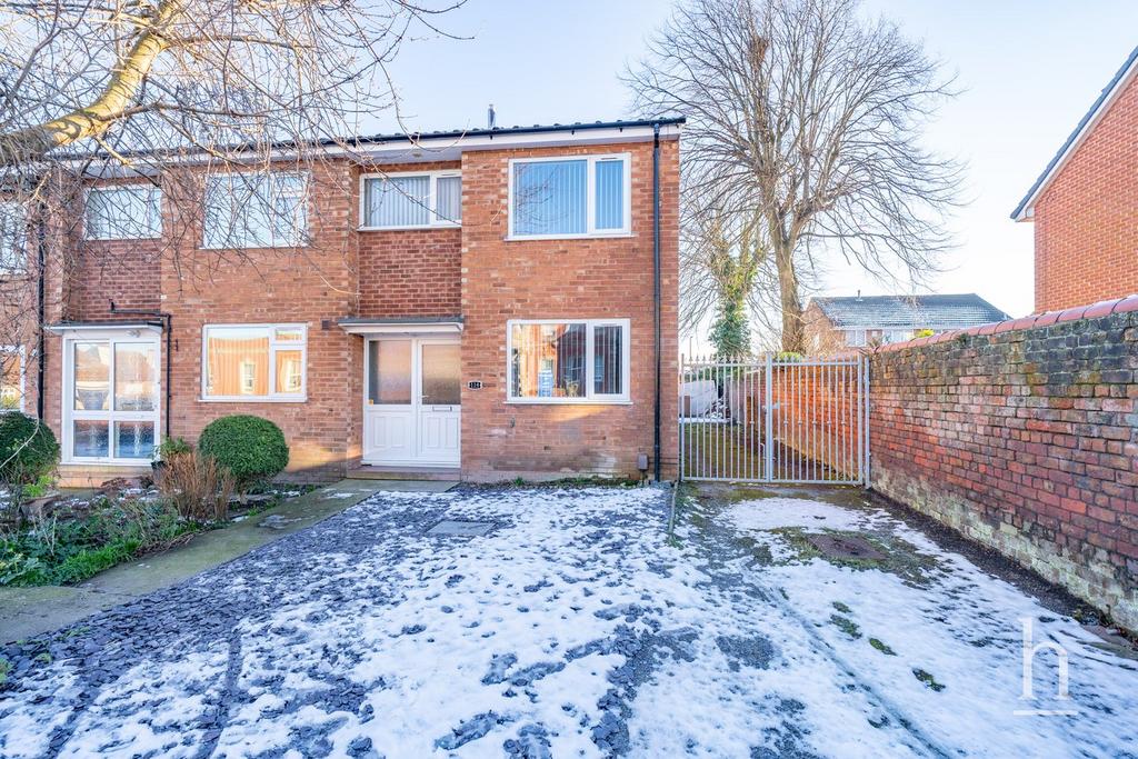 Manor Road, Wallasey CH45 3 bed end of terrace house for sale £165,000