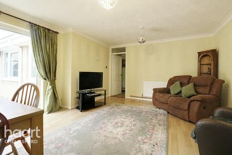 44 Littell Tweed, Chelmsford, CM2 6SH