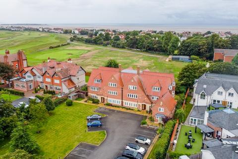 3 bedroom apartment for sale, Meols Drive, Hoylake CH47