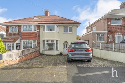 3 bedroom semi-detached house for sale - Gleggside, West Kirby CH48