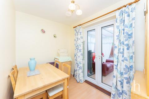 2 bedroom semi-detached bungalow for sale - Kale Close, West Kirby CH48