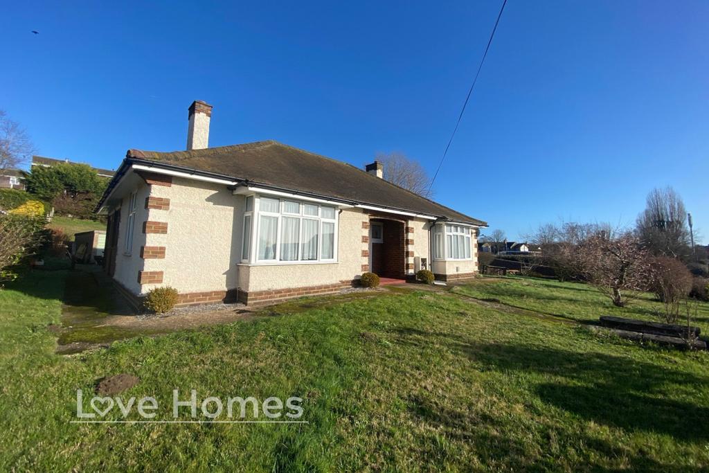 Ampthill Road, Maulden, Bedford... 3 bed bungalow £500,000