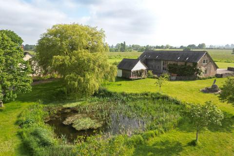 4 bedroom barn conversion for sale, Glewstone