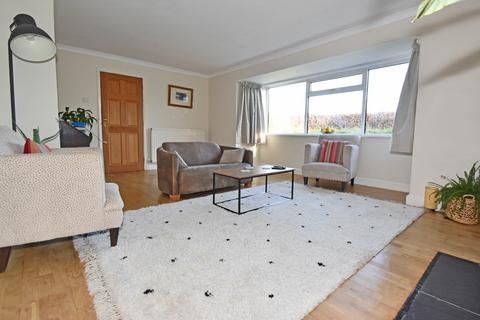 4 bedroom bungalow for sale, Plough Close, Shillingford  OX10