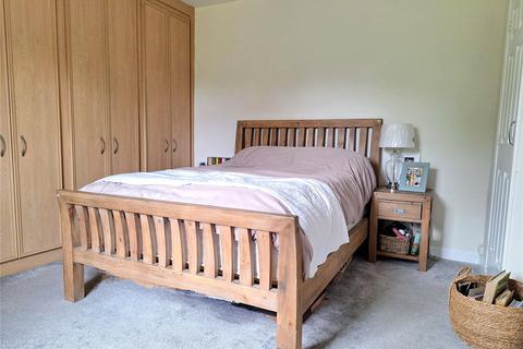 17 Chadderton Fold, Chadderton, Oldham, OL1 2RR
