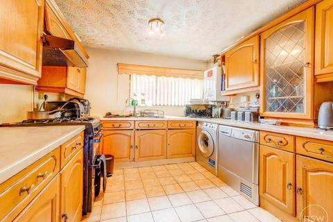37 Waldron, Skelmersdale, WN8 8AL