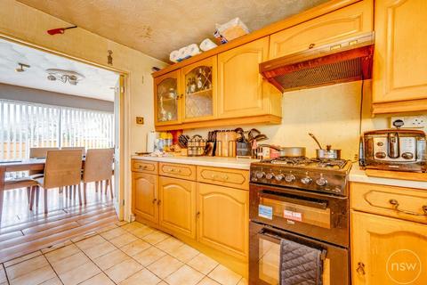 37 Waldron, Skelmersdale, WN8 8AL