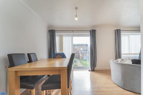 44 Waldron, Skelmersdale, WN8 8AL