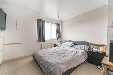 44 Waldron, Skelmersdale, WN8 8AL