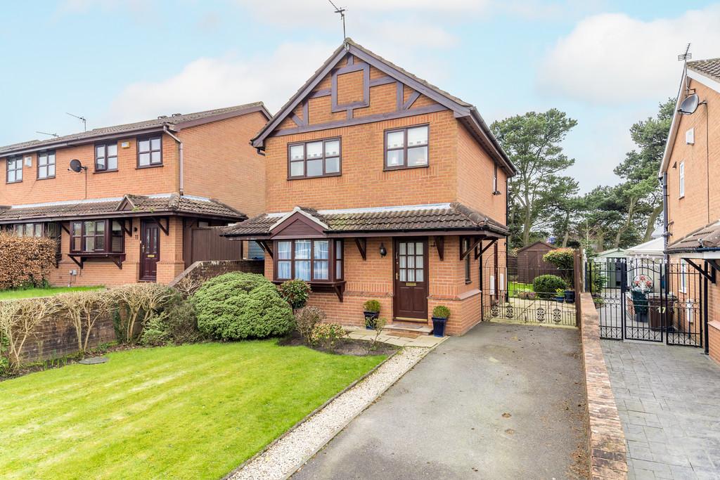 Lordsgate Lane, Burscough L40 3 bed detached house for sale £239,000