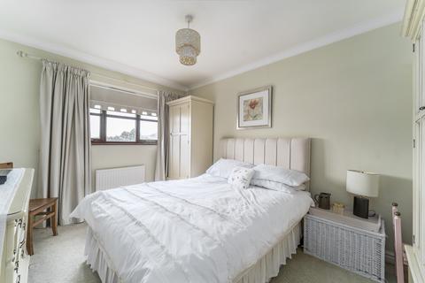15 Lordsgate Lane, Burscough, Ormskirk, L40 7UR