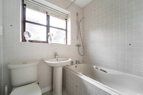 15 Lordsgate Lane, Burscough, Ormskirk, L40 7UR