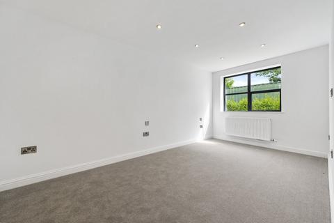 3 bedroom apartment for sale - Spring Wood Bold Lane, Aughton L39