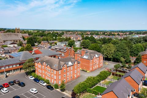 4 bedroom apartment for sale, Derby Street, Ormskirk L39