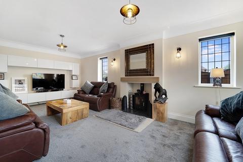 7 Heyes Croft, Bickerstaffe, Ormskirk, L39 0HB