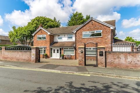 5 bedroom detached house for sale, Norris House Drive, Aughton L39