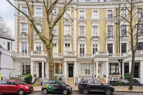 2 bedroom flat for sale, Linden Gardens, London, W2