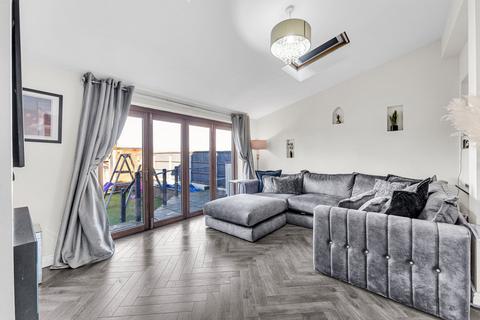 17 Mill Lane, Cronton, Widnes, WA8 5DT