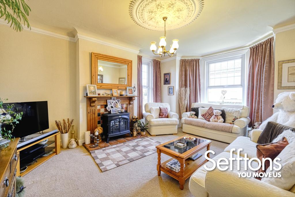 Norwich Road, North Walsham, NR28 5 bed detached house for sale £585,000