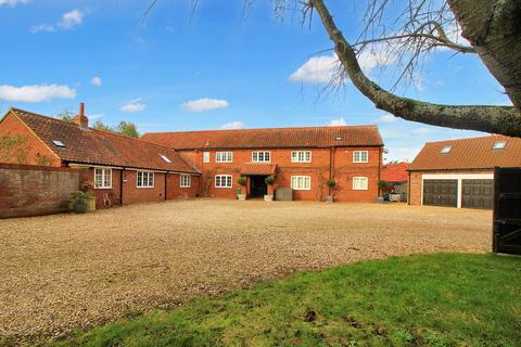 4 bedroom detached house to rent - North Walsham Road, Crostwick NR12