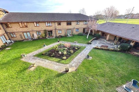 1 bedroom retirement property for sale, Allington Court, Billericay CM11