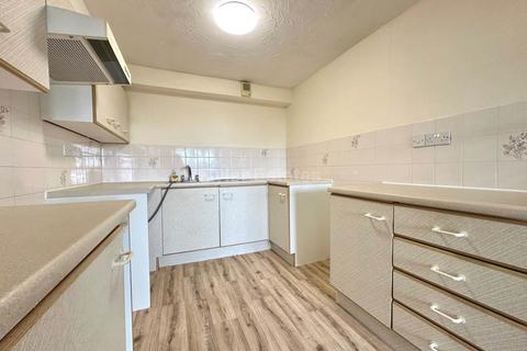 1 bedroom retirement property for sale, Allington Court, Billericay CM11