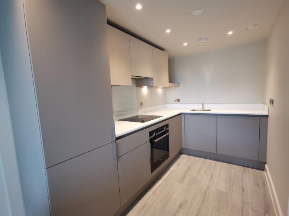 Apartment in West Midlands - View 2