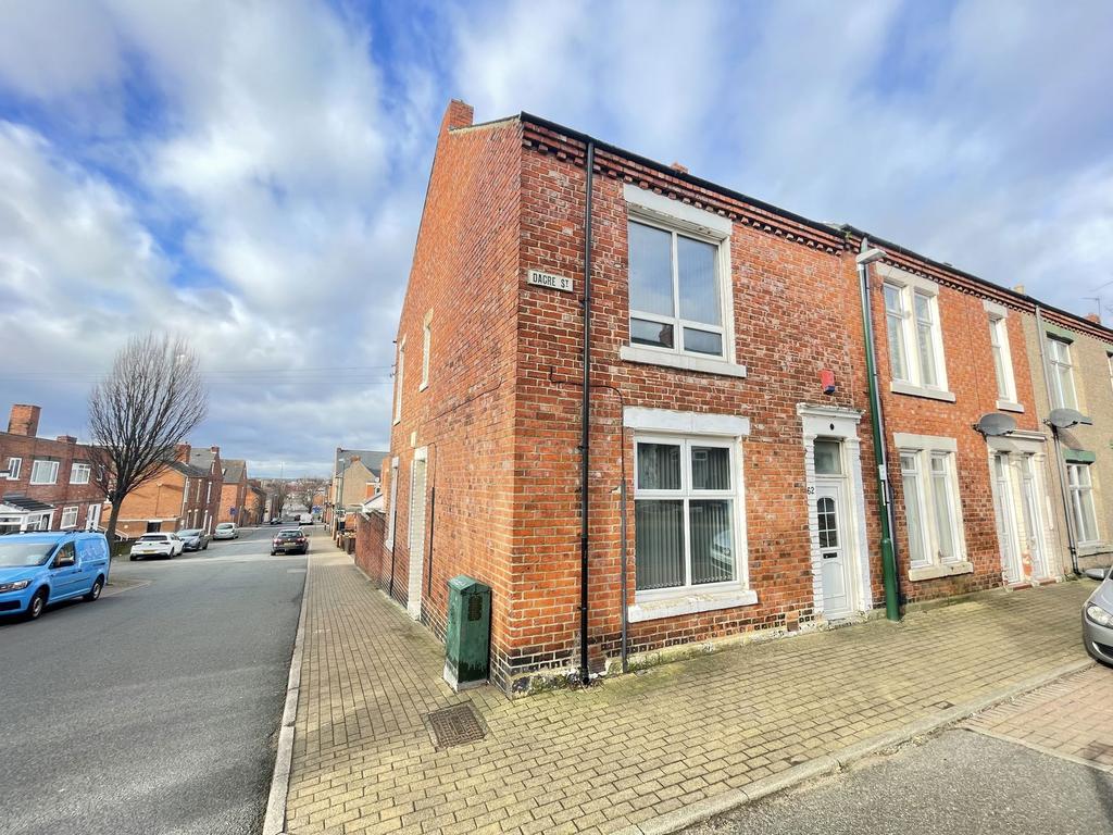Reed Street, Laygate, South Shields, Tyne and Wear, NE33 5PT 2 bed
