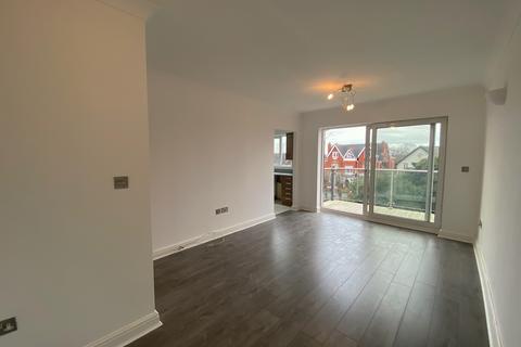 2 bedroom flat to rent, Southport PR9