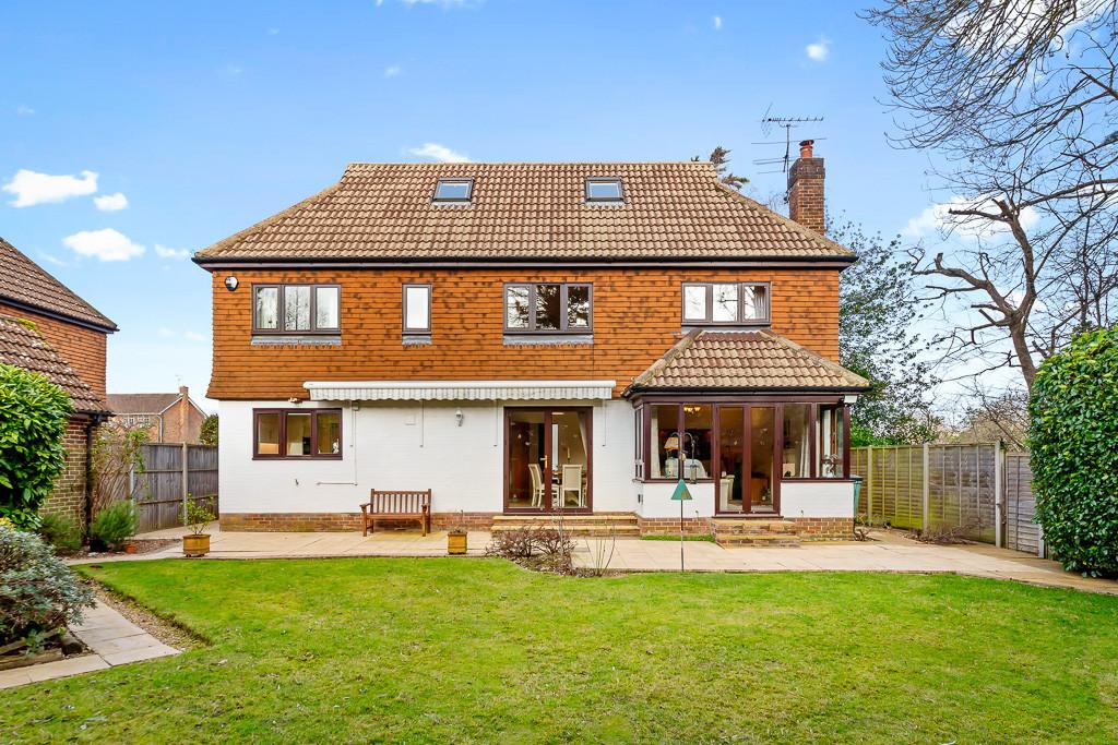 Bookham 4 bed detached house for sale £1,100,000