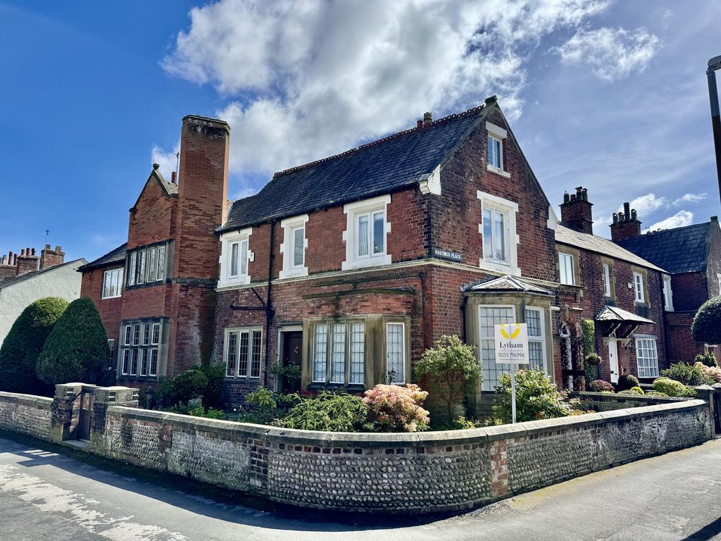 1 Hastings Place, Lytham St Annes, FY8 5 bed character property for