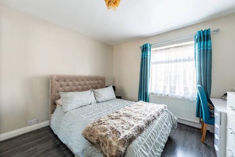 3 bedroom semi-detached house for sale, Bridgewater Road, Alperton, Wembley, HA0