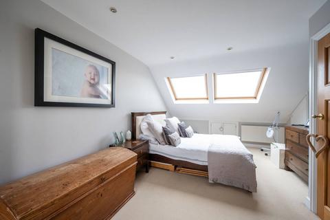 4 bedroom terraced house for sale, Sandringham Avenue, Wimbledon, London, SW20