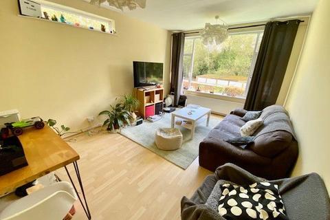 undefined, Millfield Court, Henley In Arden B95