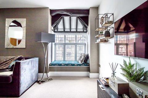 Apartment 3, George House, 119 - 121 High Street, Henley-in-arden, B95 5AU