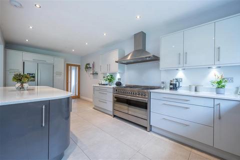 23 Ashlawn Crescent, Solihull, B91 1PR