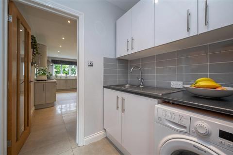 23 Ashlawn Crescent, Solihull, B91 1PR