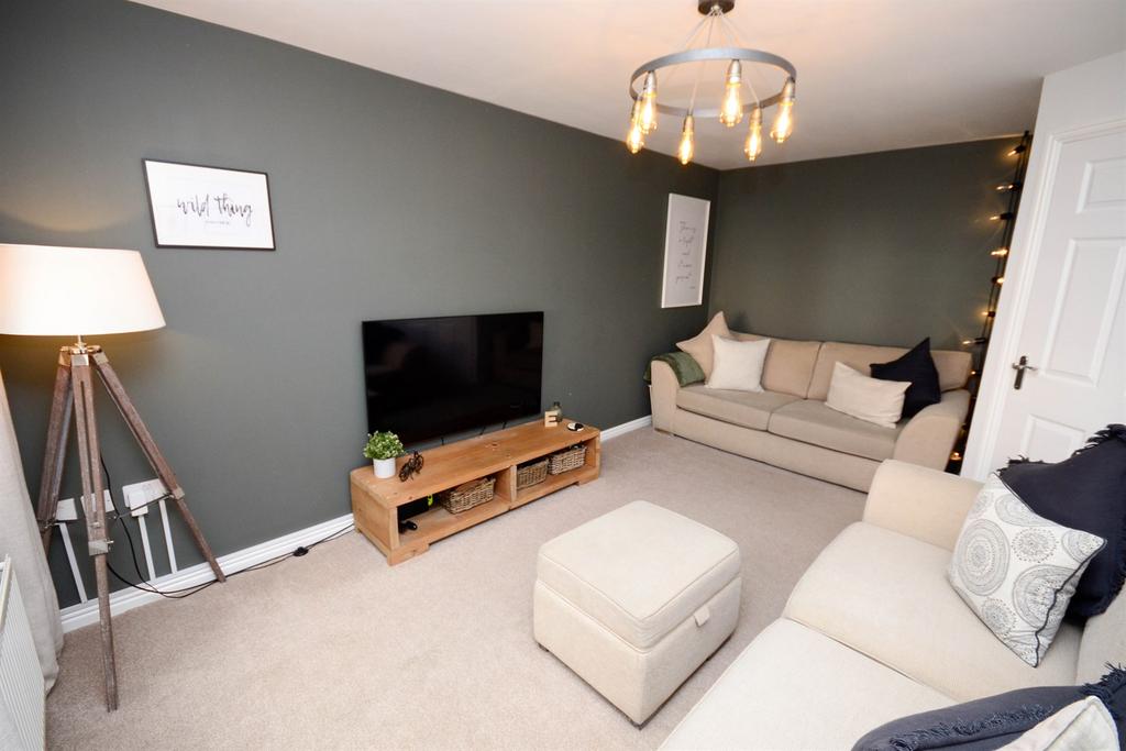 Sandringham Way, Newfield 3 bed detached house for sale £185,000