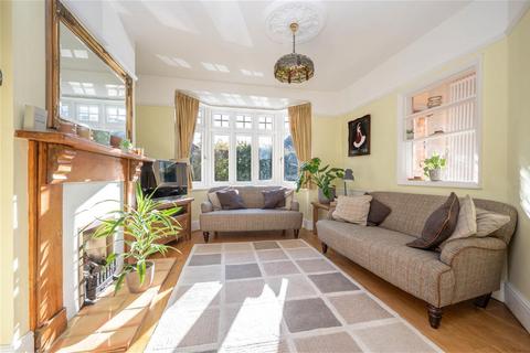 Highfield Chestnut Walk, Henley-in-arden, B95 5JN