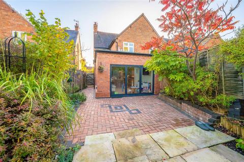 Highfield Chestnut Walk, Henley-in-arden, B95 5JN