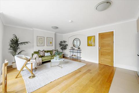 2 bedroom flat for sale, Mattock Lane, Ealing, London, W5