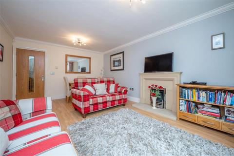 Apartment 6, Deer's Leap Bear Lane, Henley-in-arden, B95 5JJ