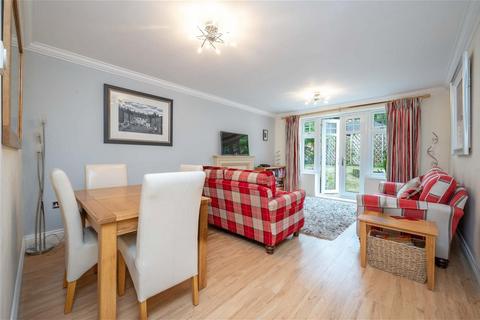 Apartment 6, Deer's Leap Bear Lane, Henley-in-arden, B95 5JJ
