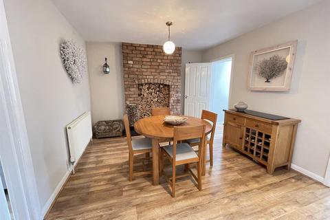 88 Blackford Road, Shirley, Solihull, B90 4BX